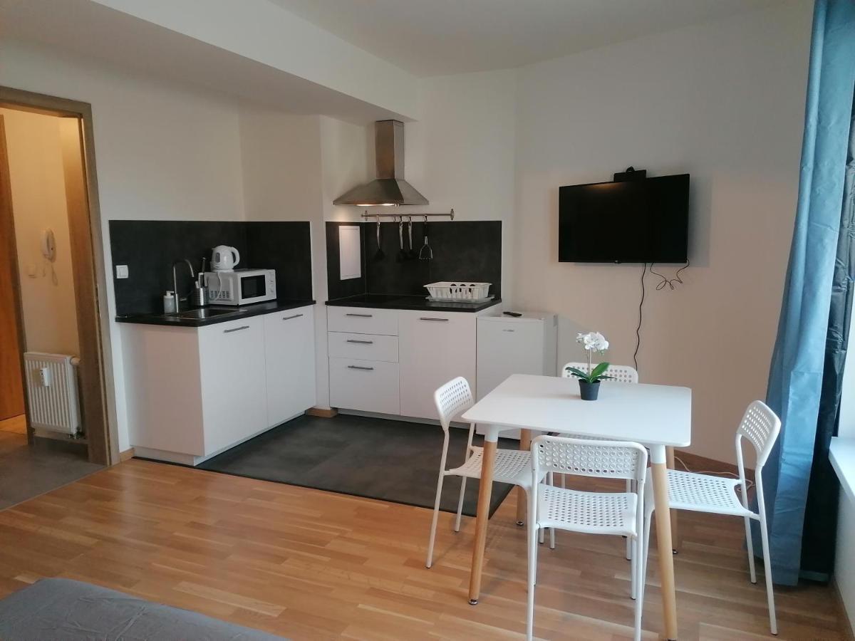 Brand New Studio Apartment # 45 With Free Parking In The City Center Прага Экстерьер фото